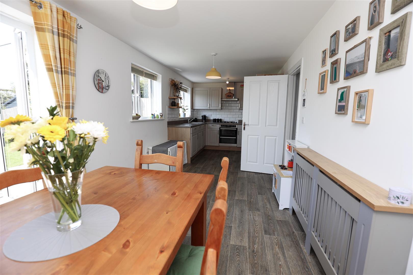 7 Plasnewydd Walk, Llantwit Major, Vale of Glamorgan, CF61 2YW